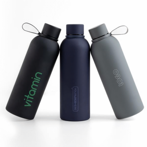 Garrafa térmica de 500 ml com acabamento em borracha